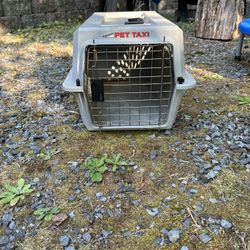 Small Pettaxi  Animal Cage 