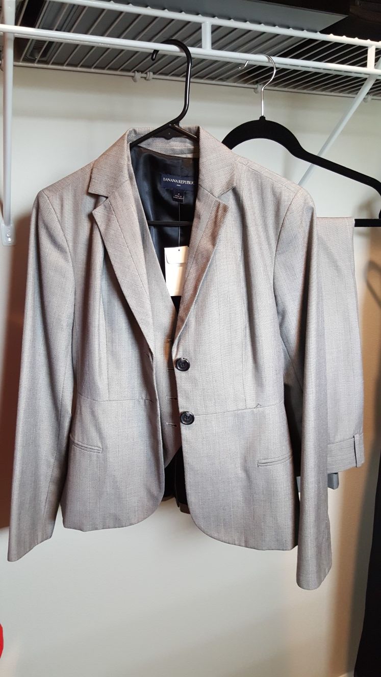 Banana republic women's 3 piece business suite