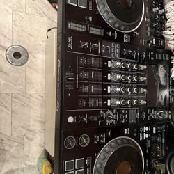 Pioneer XDJ XZ