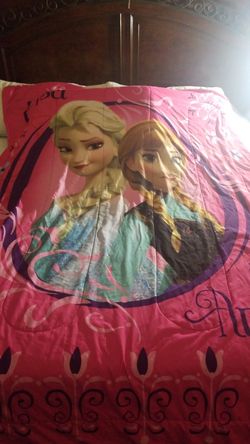 Elsa and Ana twin comforter set