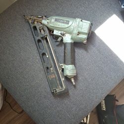 Hitachi Finish Nail Gun