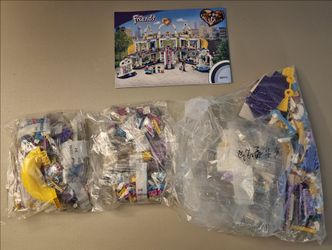 Bela/Lari (NON-LEGO) Friends - Heartlake City Shopping Mall w/ Instructions - Sealed Bags - No Box