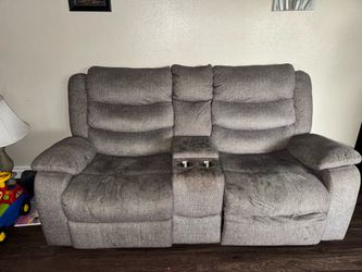 Reclining couches