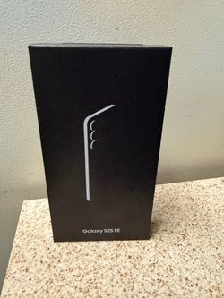 NEW IN BOX! Samsung Galaxy S25 FE 128GB AT&T Black Smartphone