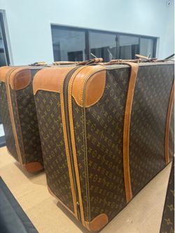Set of 4 vintage, Louis Vuitton soft suit cases