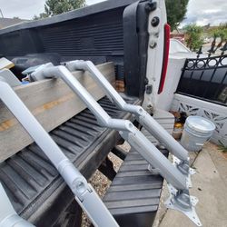 Conform Single Articulating Monitor Arm