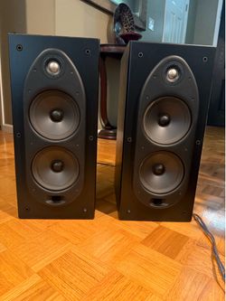 Polk Audio RT55i 200-Watt High Performance Speakers (Excellent Condition)