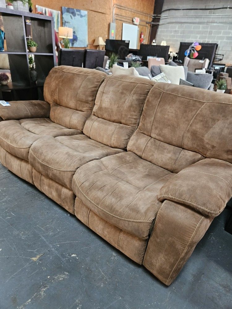 Reclining Sofa