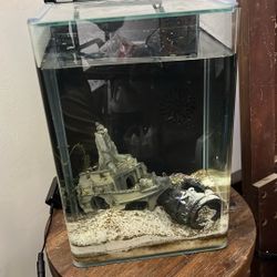 MarineLand 5 Gallon Tank 