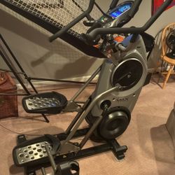 Bowflex M7 