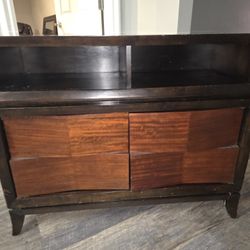 Tv/Media Chest