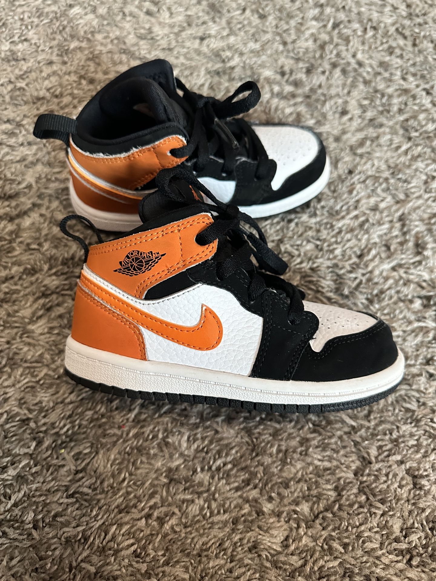Toddler Size 8 Nike Air Jordan 1 Mid Starfish Orange