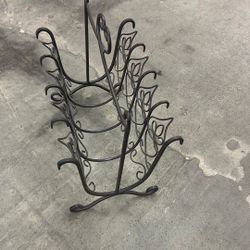 Magazine holder