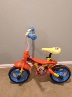 ***Like NEW*** Mickey Mouse Balance Bike 🚲