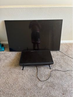 Two Roku tvs (for parts)