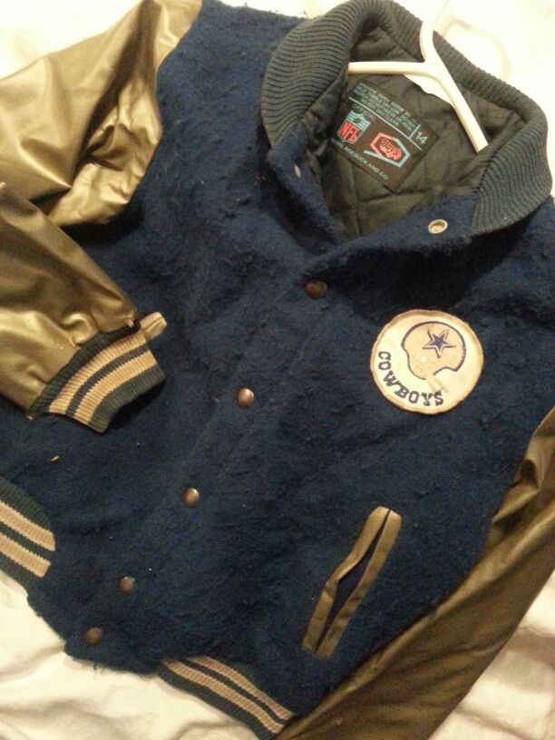 OFFICIAL NFL SEARS ROEBUCK AND CO BOYS JACKET