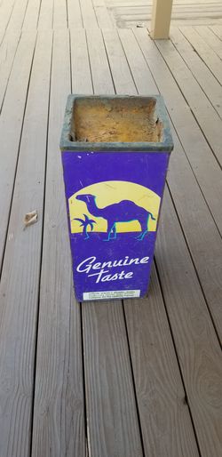 Camel cigarets antique ashtray