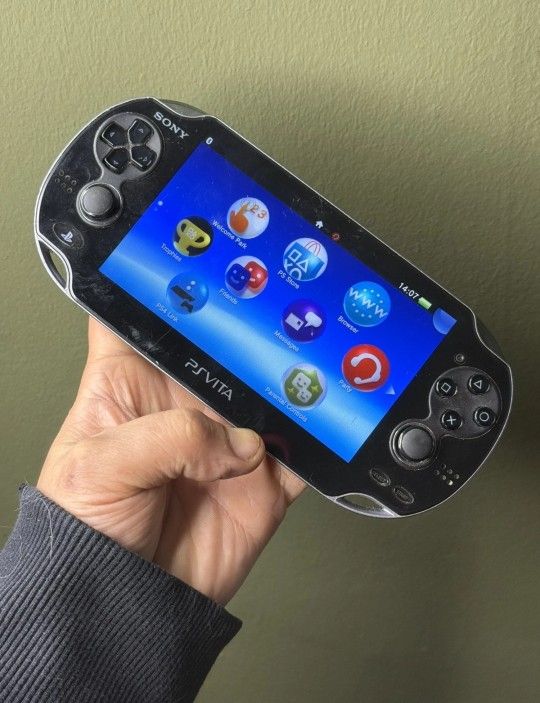 Sony.                     Ps.                      Vita 