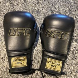 UFC Premier Pro Boxing Gloves 12oz Lace