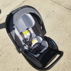 GRACO SnugRide SnugFit 35 Elite Infant Car Seat

