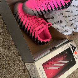 Soccer Cleats & Shoes