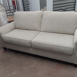 Awesome New Comfortable Fabric Couch