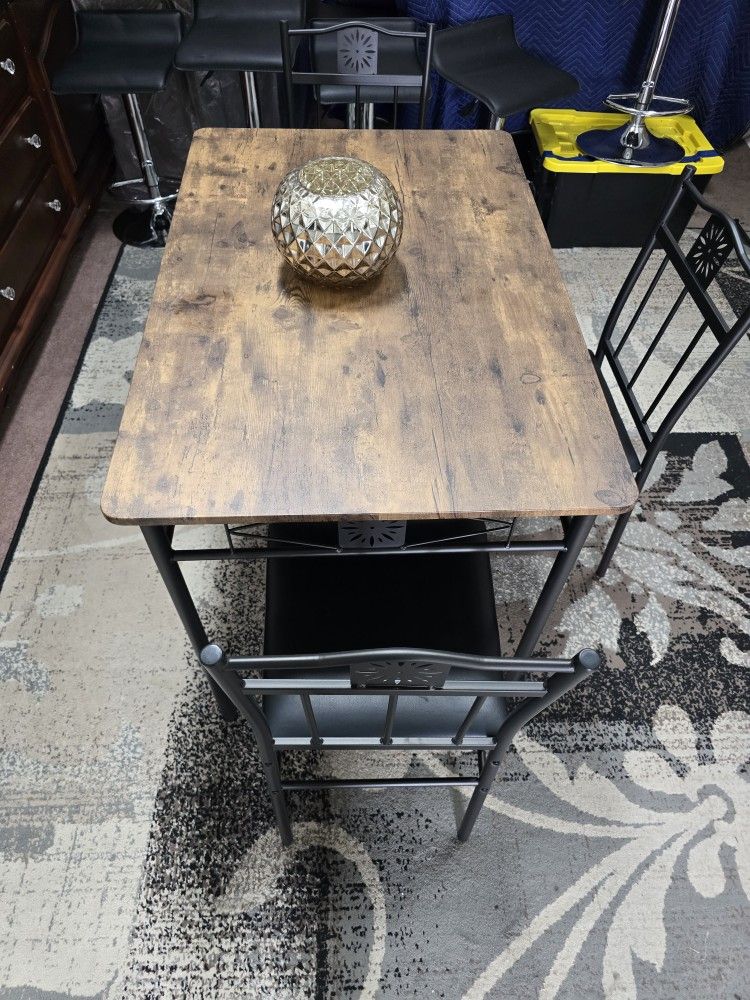 Small Dining Table With 3 Chair