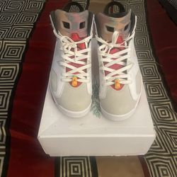 Hare 6s Size 12