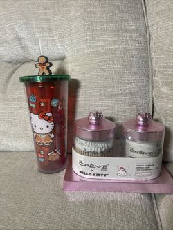 Bundle Hello Kitty X-Mas Tumbler & 2 Pc Cotton Pads & Swabs