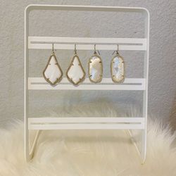 Kendra scott earring holder deals