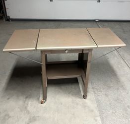 Small computer desk table