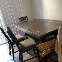 Kitchen Table 
