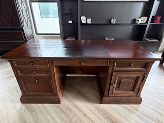 Office Desk