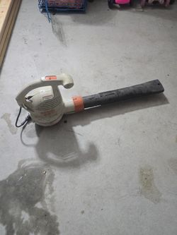 STIHL Bge71 Leaf Blower