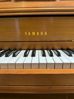 Yamaha piano - delivery available