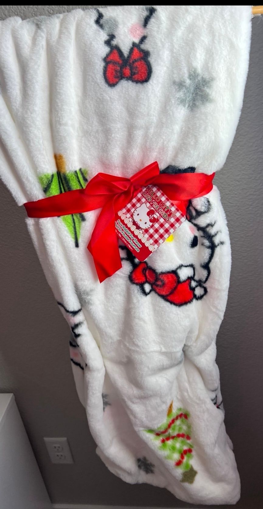 Hello Kitty Blanket