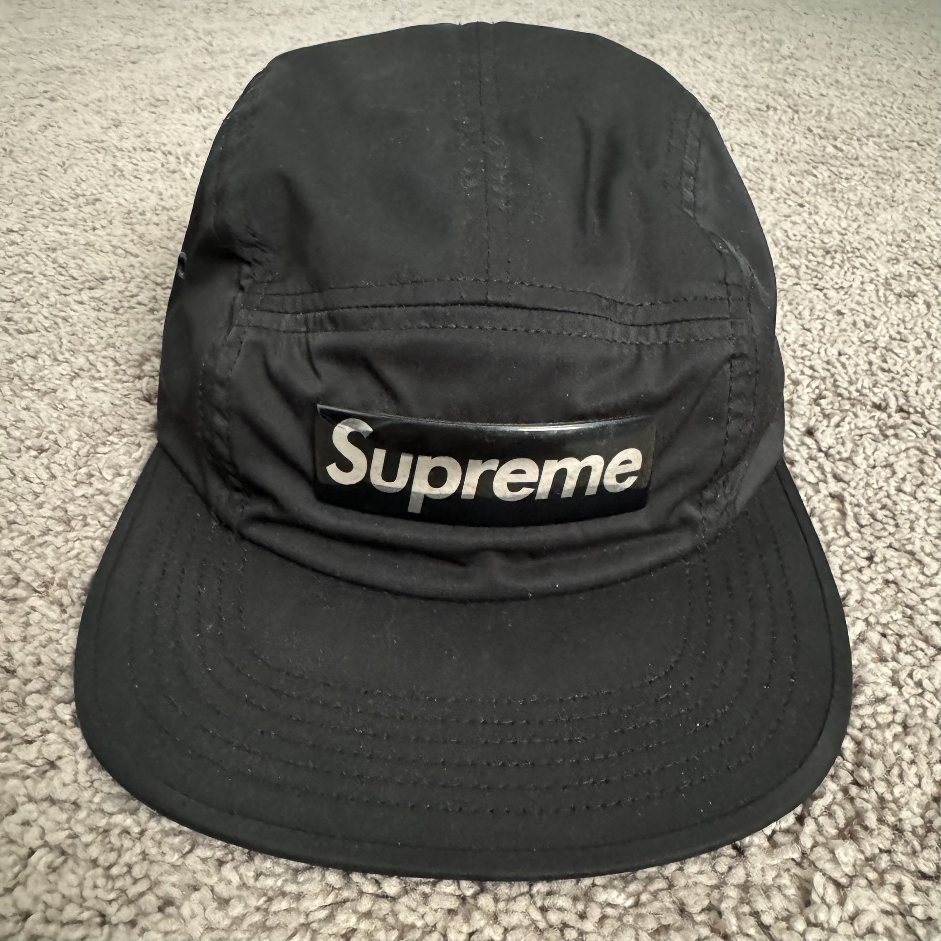 SUPREME 5 PANEL CAMPER HAT