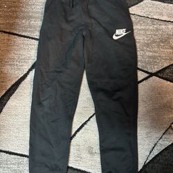 Nike Sweats Small $15 Kids