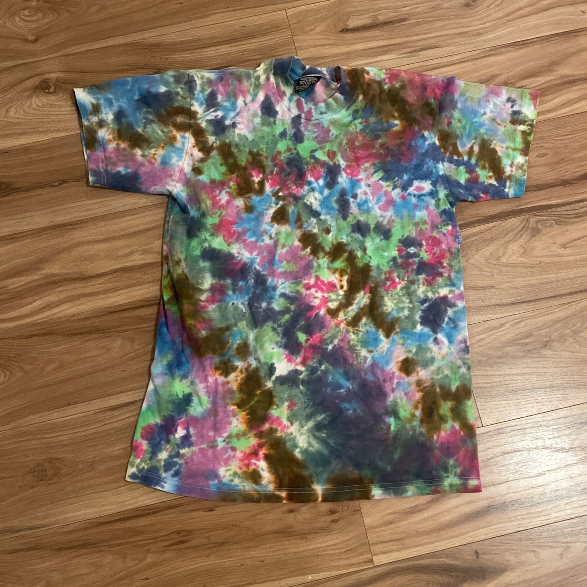 Tie Die Tshirt Size L