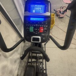 Elliptical Exercise Machine 