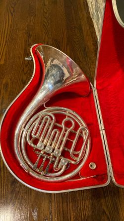 GETZEN SILVER PLATED FRENCH HORN