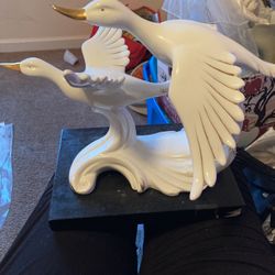 Great Sculpture Flying 