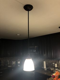 Cheap!! Pendant lights, chandelier lights. Bundle.