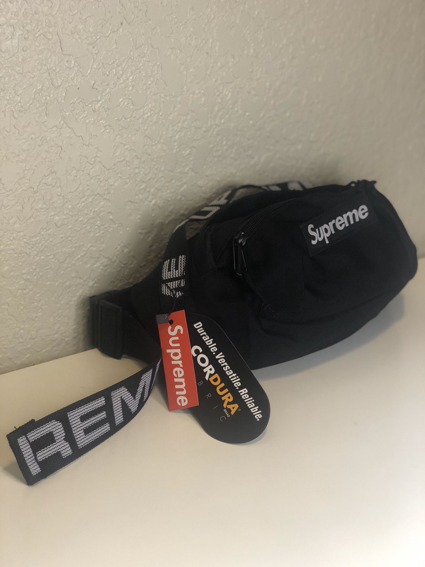 Supreme Fanny pack SS18