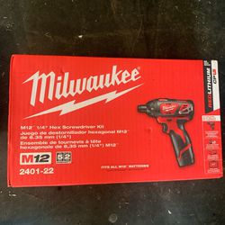 Milwaukee 1/4 hex screwdriver Kit 