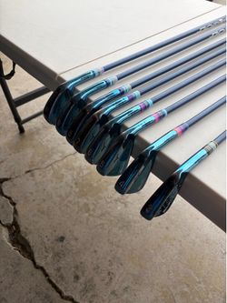 Custom Limited Edition Blue 221 Mizuno Iron Set