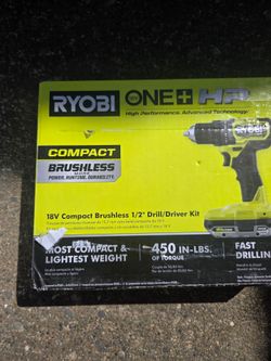 Compact Drill/Driver Kit with 18V 2.0