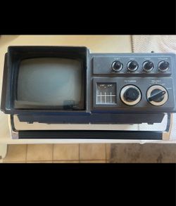 Vintage BOHSEI TR-005 5" TV with AM/FM Radio WORKS!