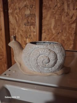 Snail Shaped Pot For Plants