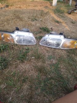 1996 Chrysler town country head lights